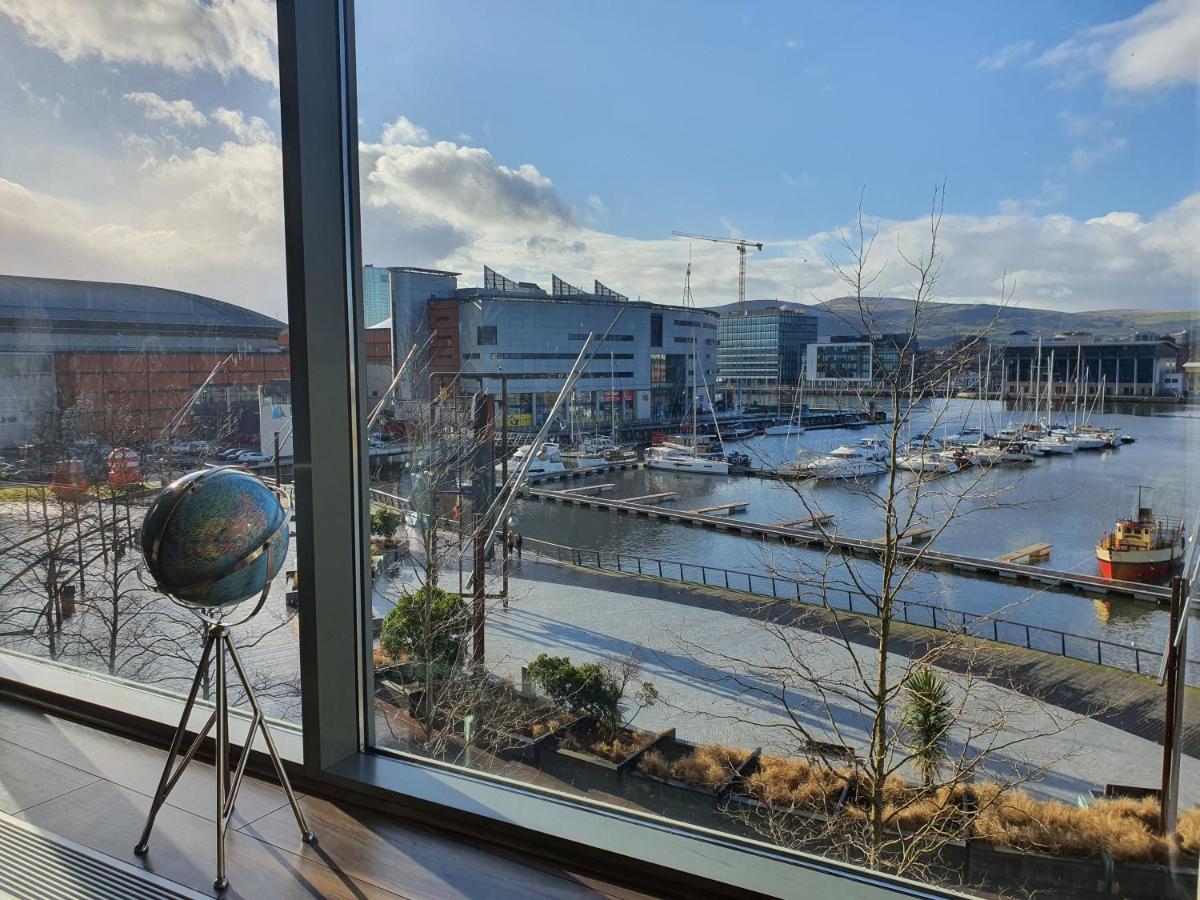 Luxury Apartment Marina Views At Titanic Quarter Belfast Esterno foto