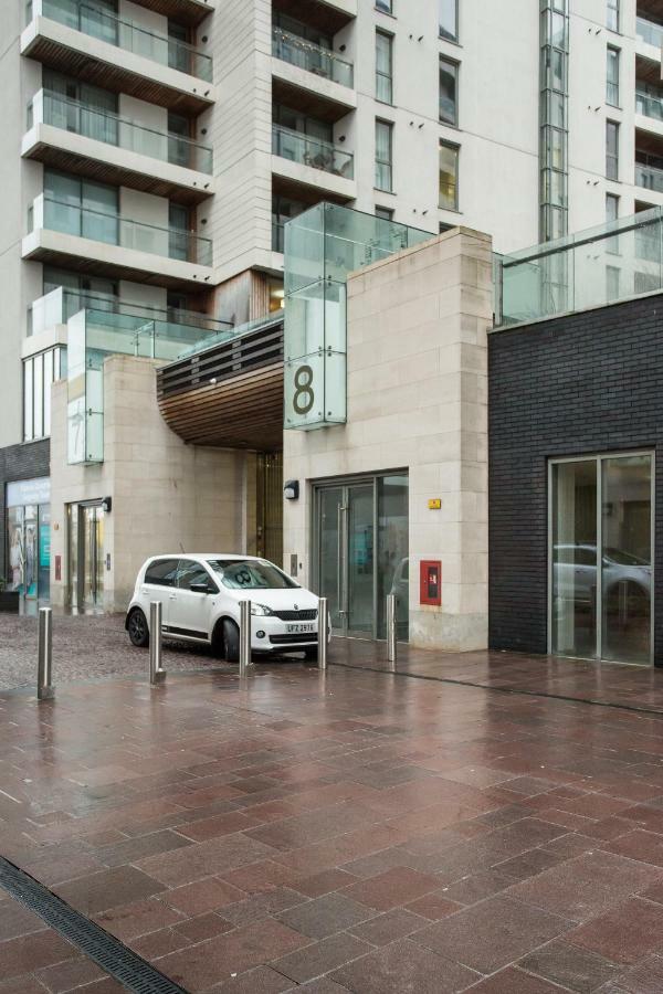 Luxury Apartment Marina Views At Titanic Quarter Belfast Esterno foto